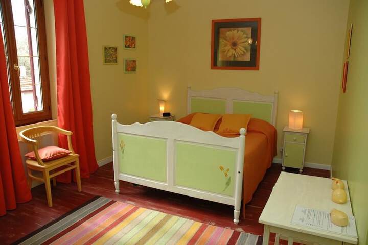 Room 7 of 34