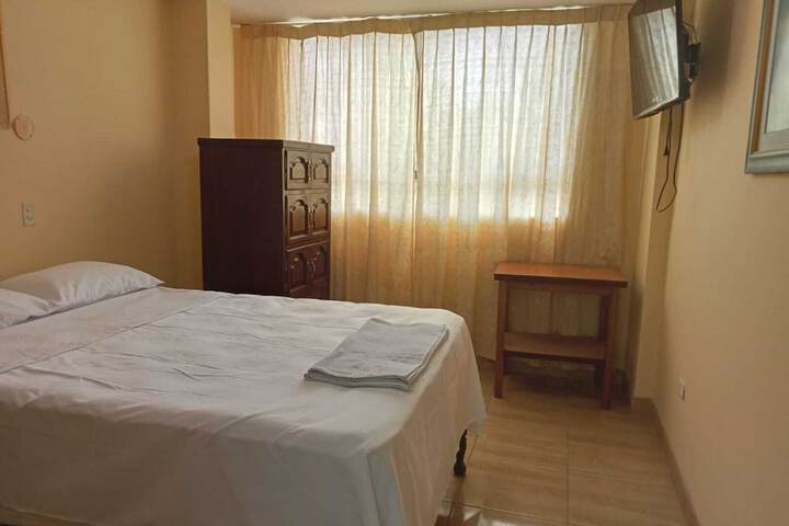 Room 7 of 10