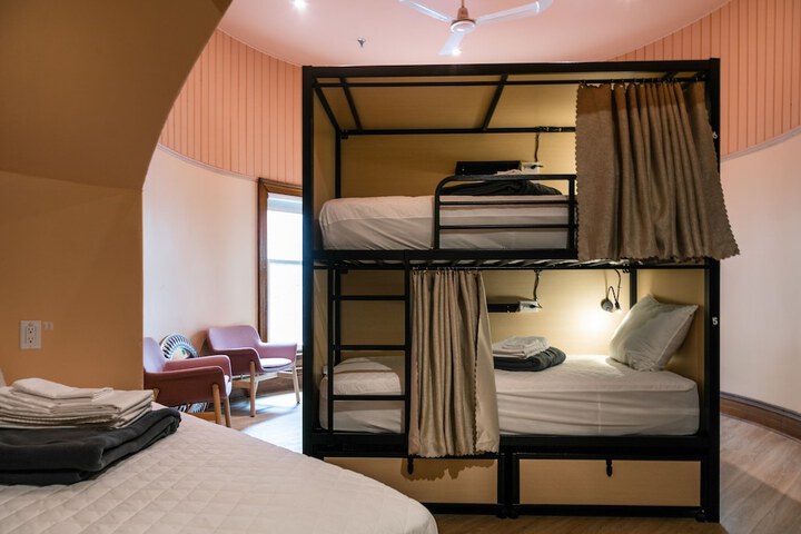 Room 3 of 59