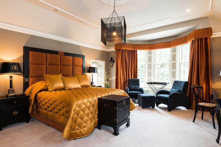 Room 20 of 74