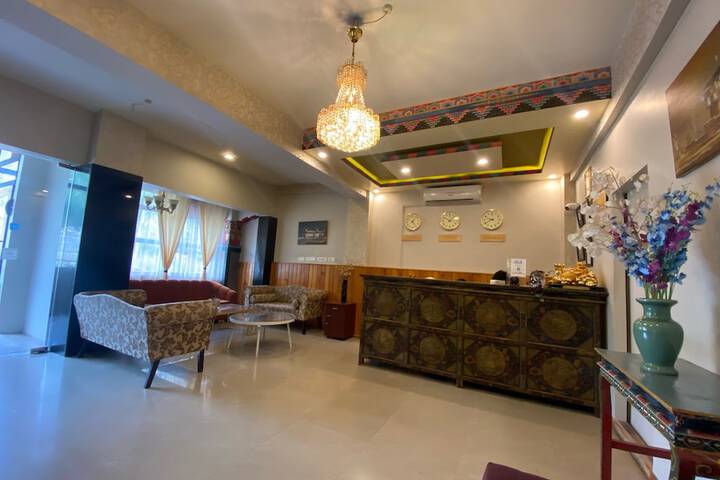 Hotel Interior 4 of 57