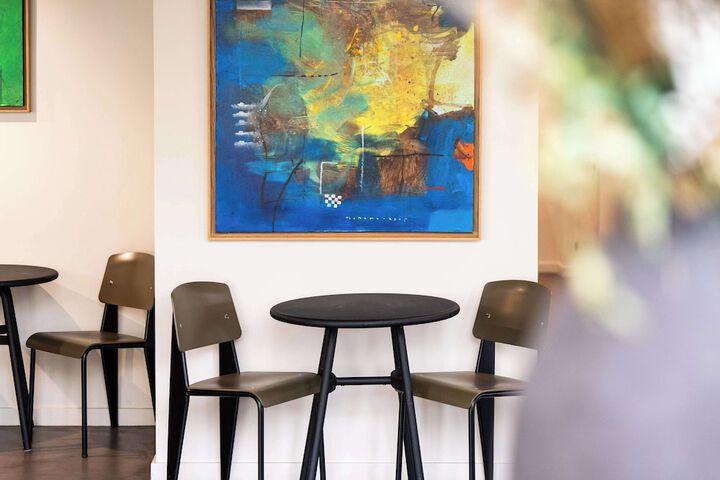 Guest Lobby