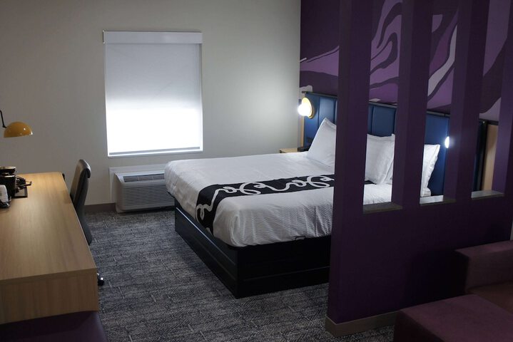 Room 5 of 13