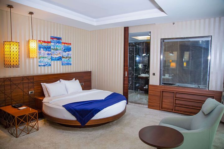 Room 12 of 57