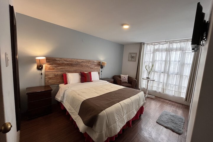 Room 8 of 28