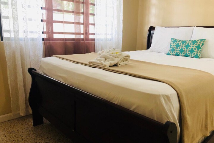 Room 11 of 40