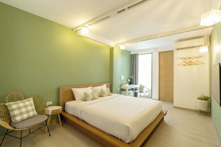 Room 5 of 64