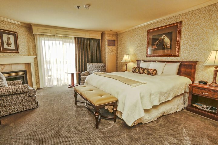 Room 16 of 91