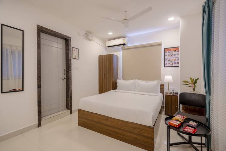 Room 8 of 41