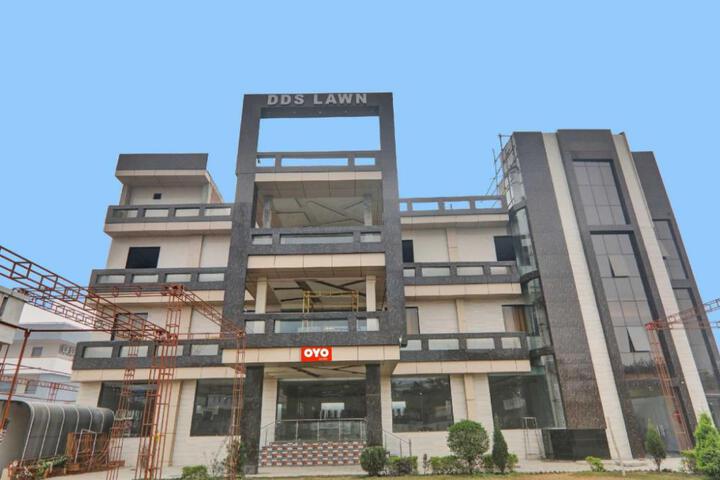 DDS Hotel & Banquets