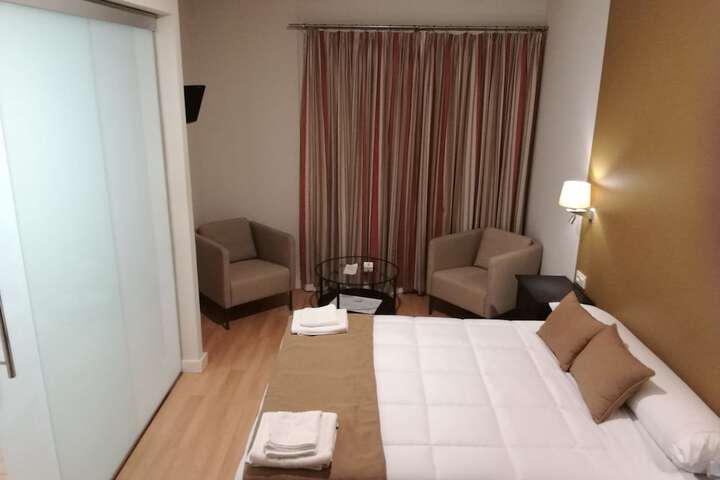 Room 14 of 101