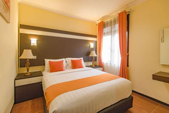 Room 32 of 122