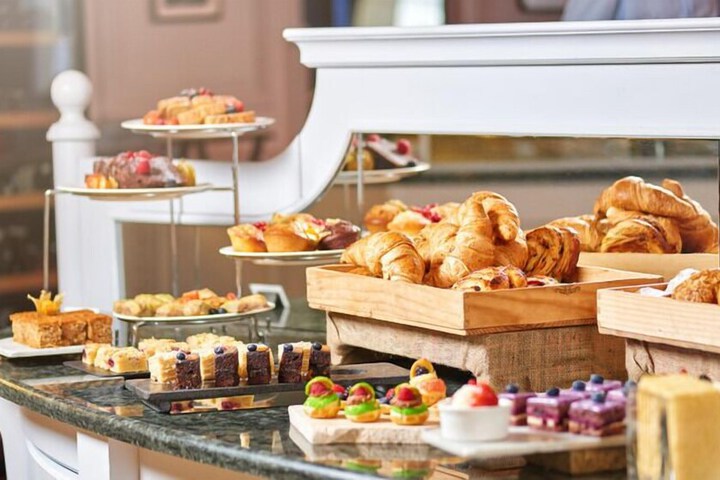 Breakfast/Coffee Service 9 of 11