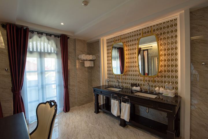 Room 55 of 89