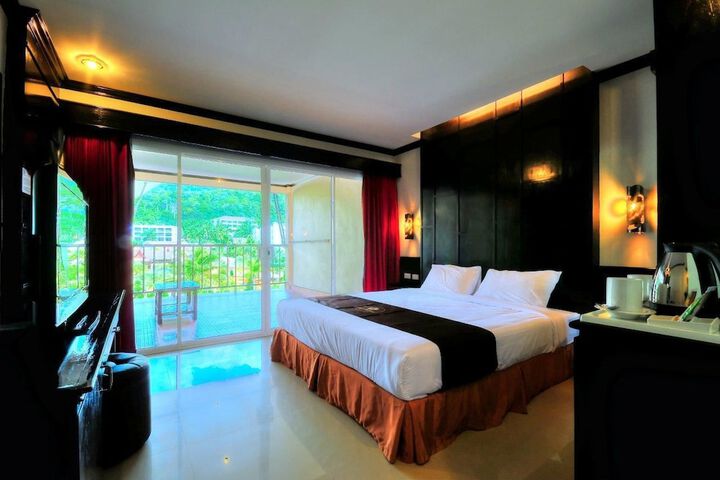 Room 6 of 49