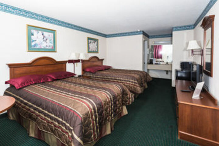 Room 32 of 56