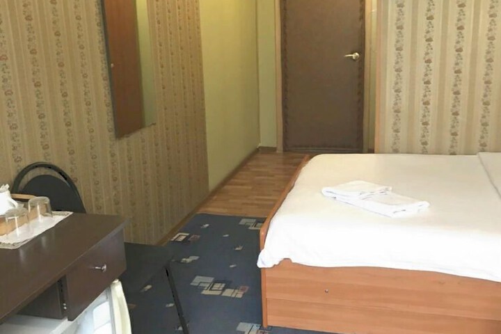 Room 19 of 40