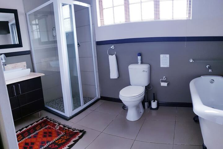 Room 73 of 138