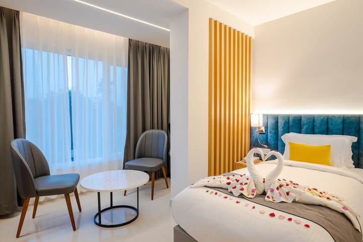 Room 4 of 31