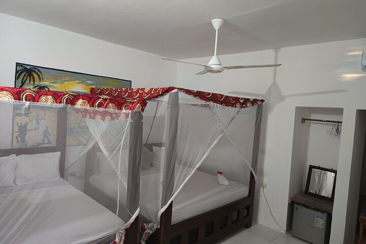 Room 5 of 35