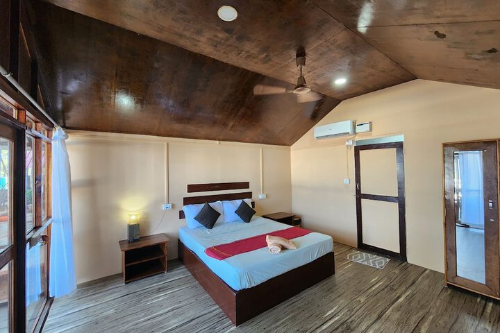Room 14 of 60