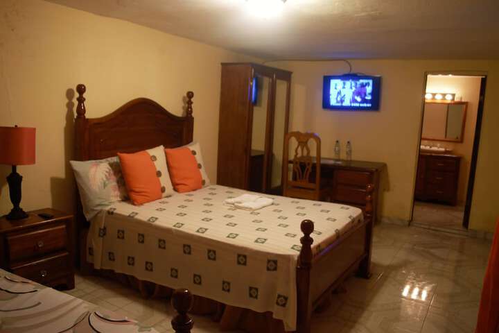 Room 10 of 116