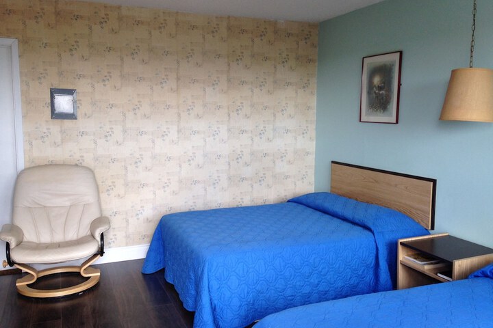 Room 13 of 46