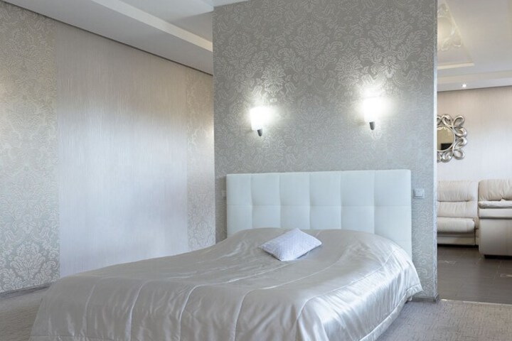 Room 16 of 90