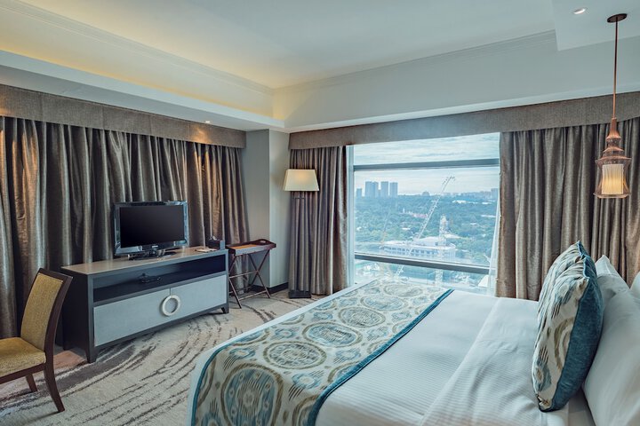 Room 15 of 97