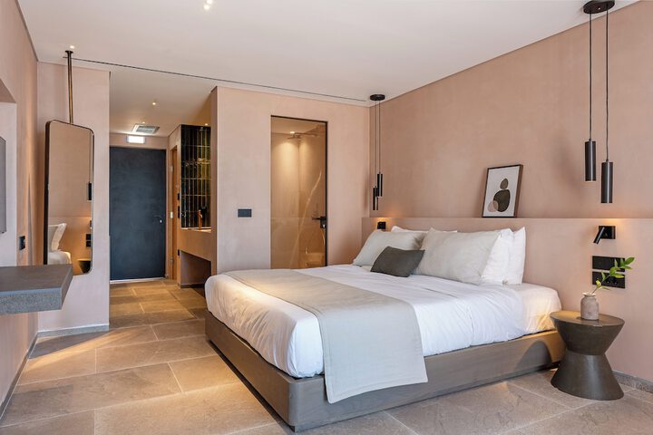 Room 12 of 71