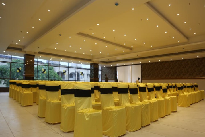 Ballroom/Hall 29 of 45