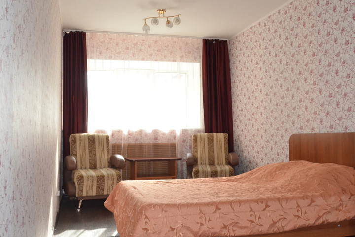 Room 4 of 15