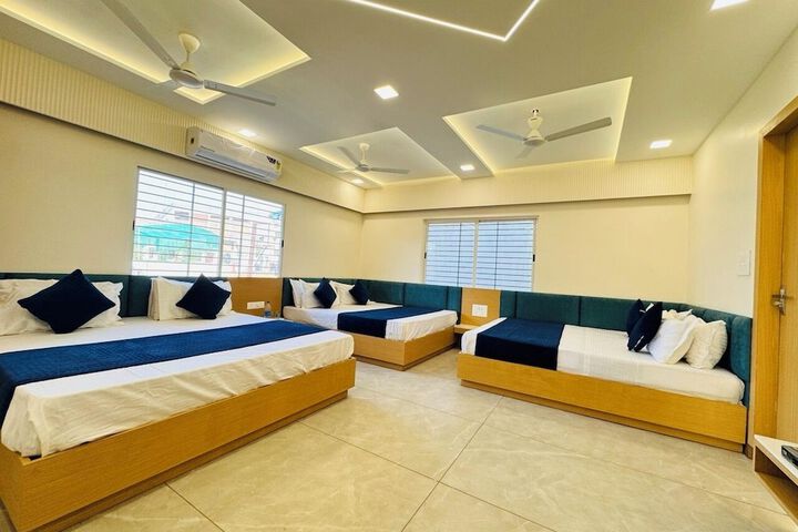 Room 31 of 38
