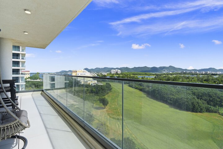 Terrace/Patio 745 of 1000