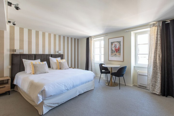 Room 22 of 47