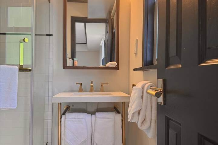 Clean Restrooms