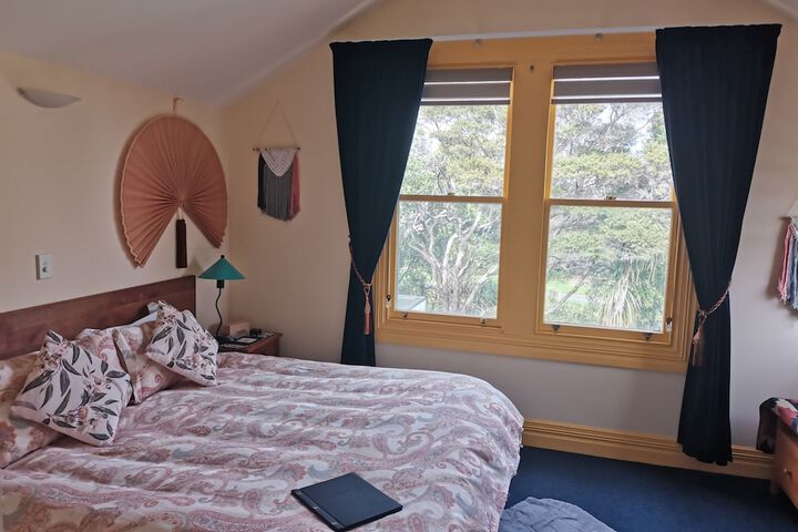 Room 22 of 80