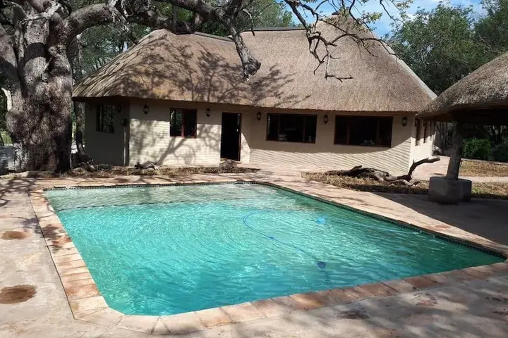 Pool 12 of 15