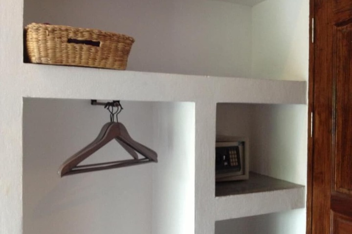 Room 8 of 46