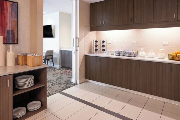 Breakfast/Coffee Service 33 of 37