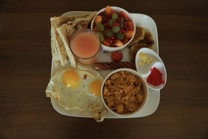 Breakfast/Coffee Service 102 of 119