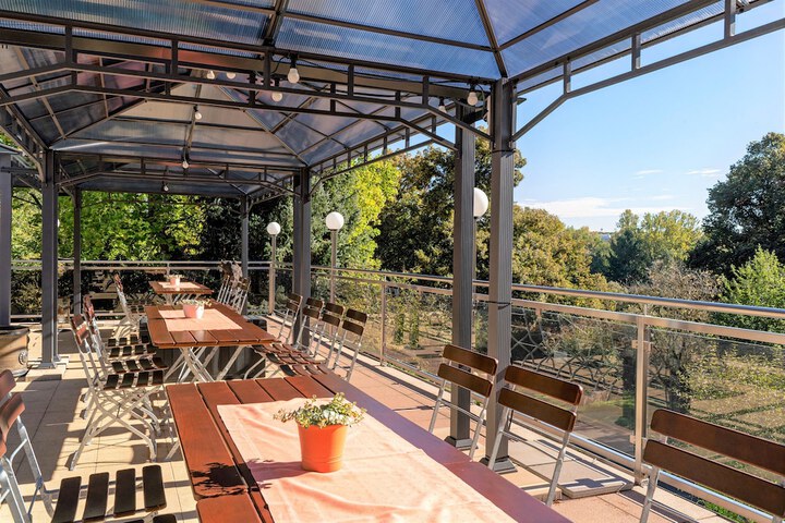 Terrace/Patio 37 of 40