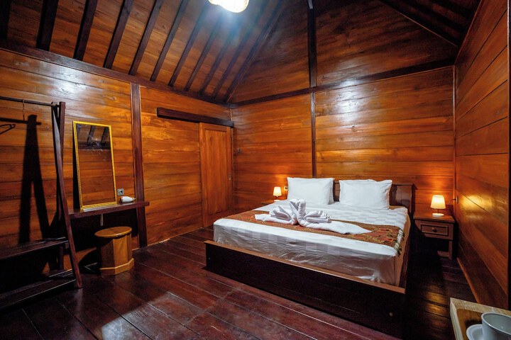 Room 2 of 46
