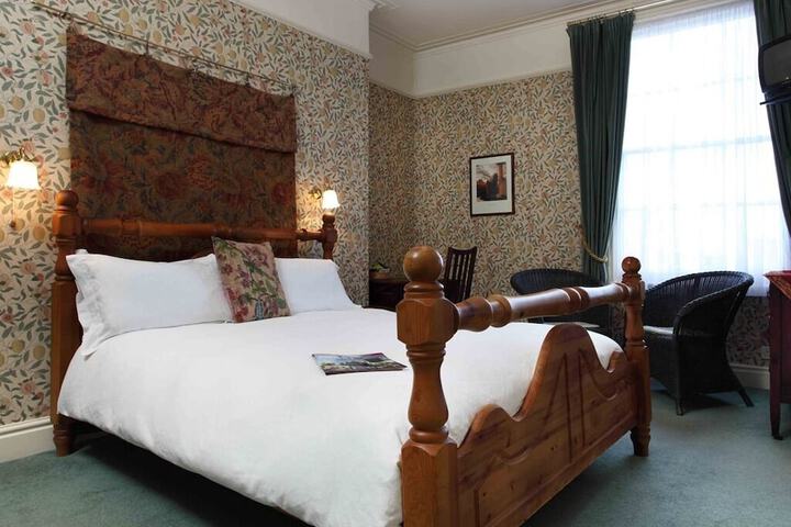 Room 7 of 26