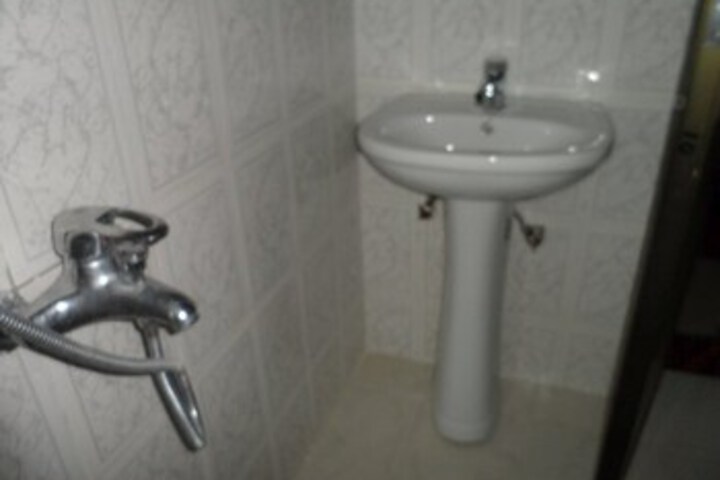 Room 2 of 20