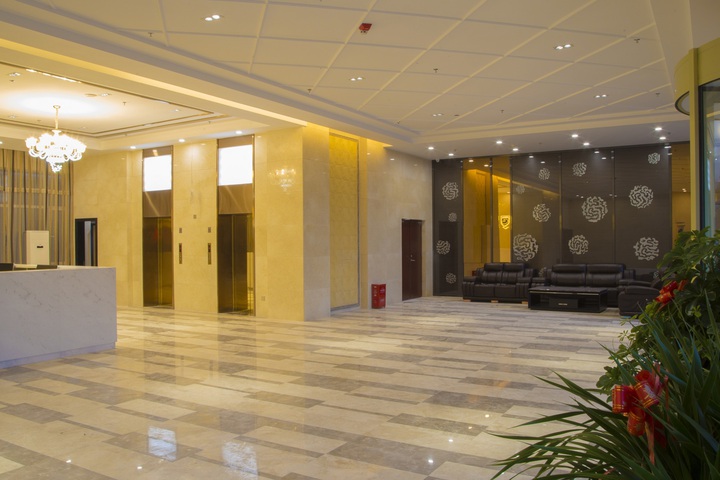 Hotel Interior 9 of 23