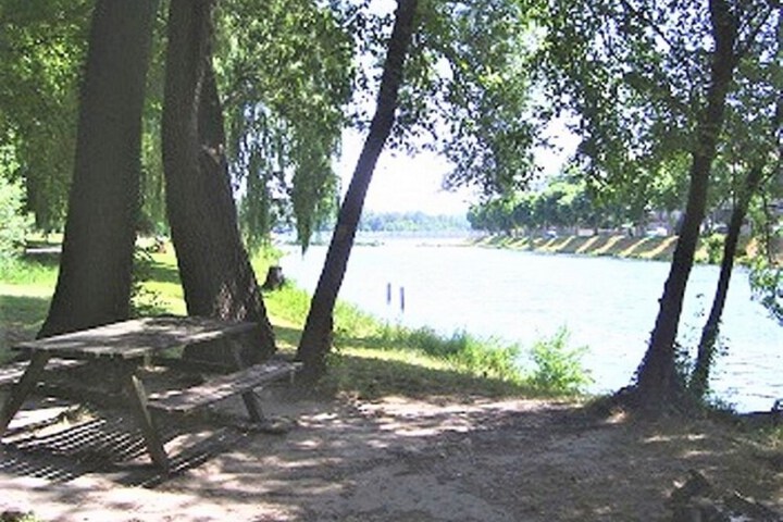 Property Grounds 33 of 33