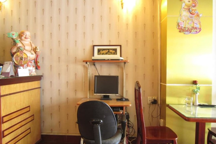 Room Service Photo