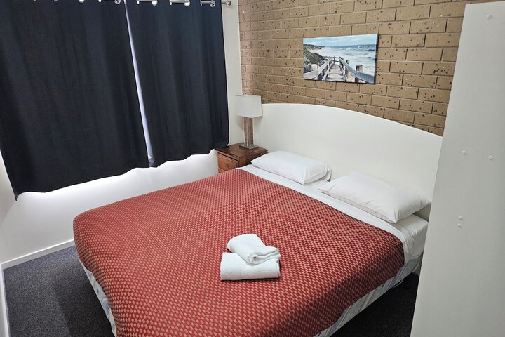 Room 25 of 116