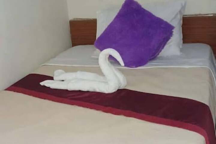 Room 3 of 18